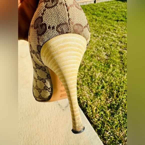 Authentic pre loved Gucci brown color no box or dust bag. - Picture 14 of 15